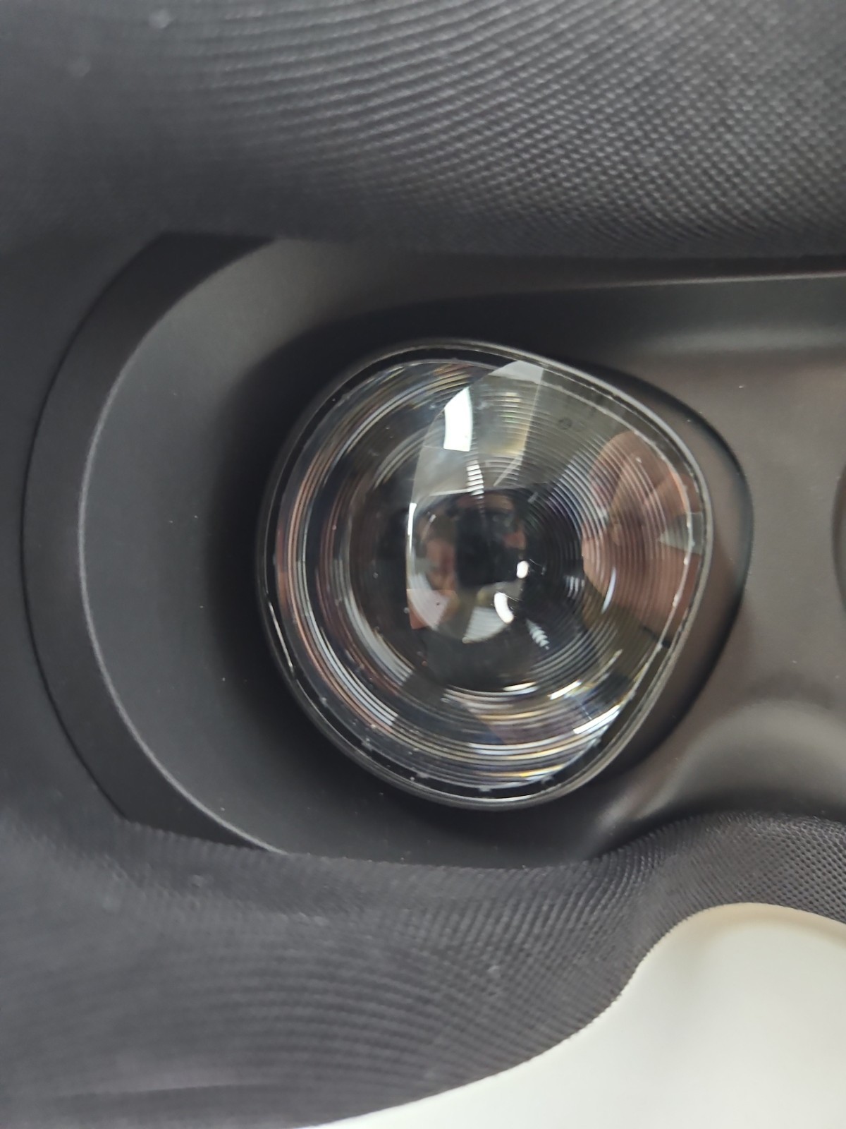 Meta Quest 3S 128GB Virtual Reality System - HEADSET ONLY - READ