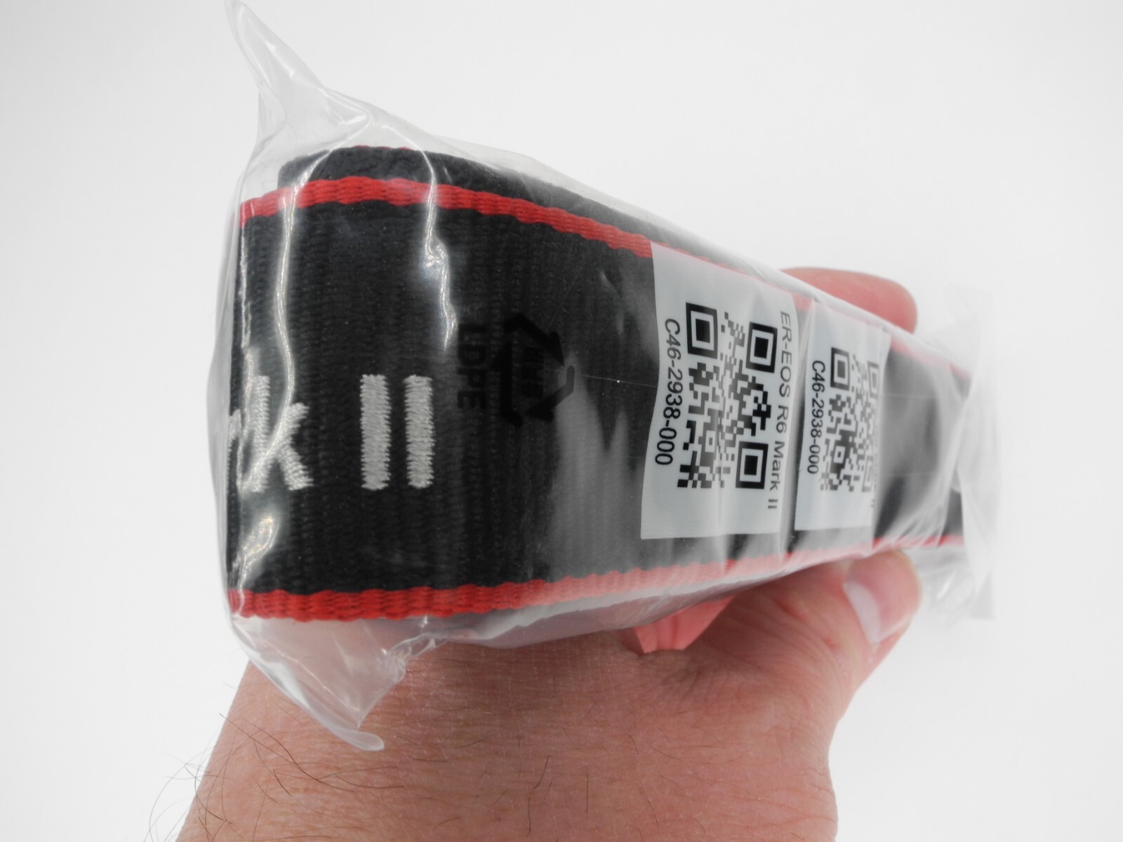 NEW Canon EOS R6 Mark II Genuine Camera Neck Strap