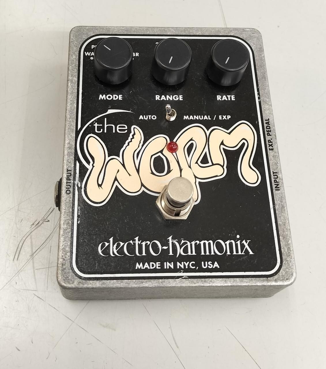 Electro-Harmonix The Worm Wah Phaser Vibrato Tremolo Guitar Pedal Good
