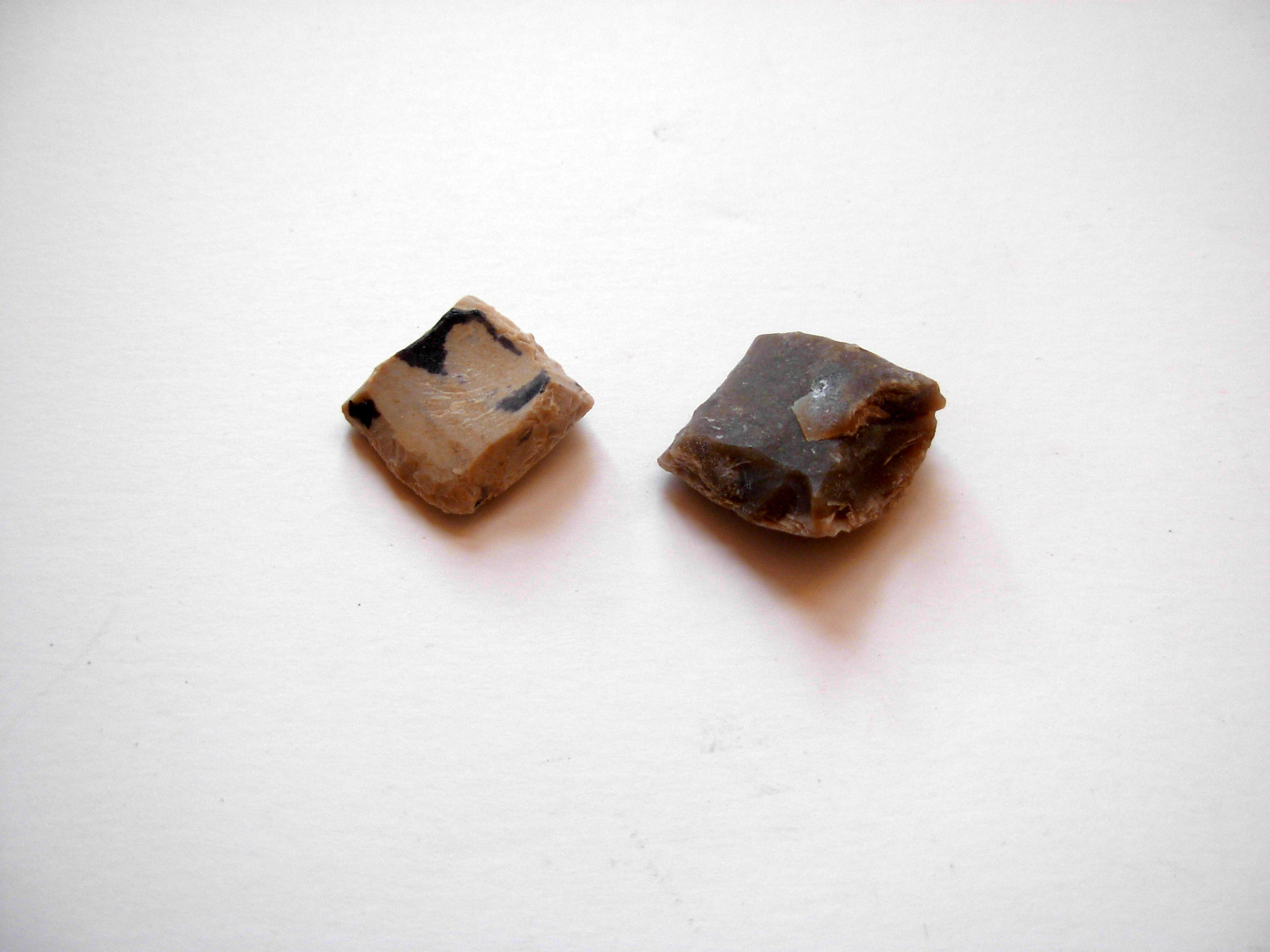 Pair of 6/8 Inch Black Powder Rifle/Pistol Flints New Hand Knapped