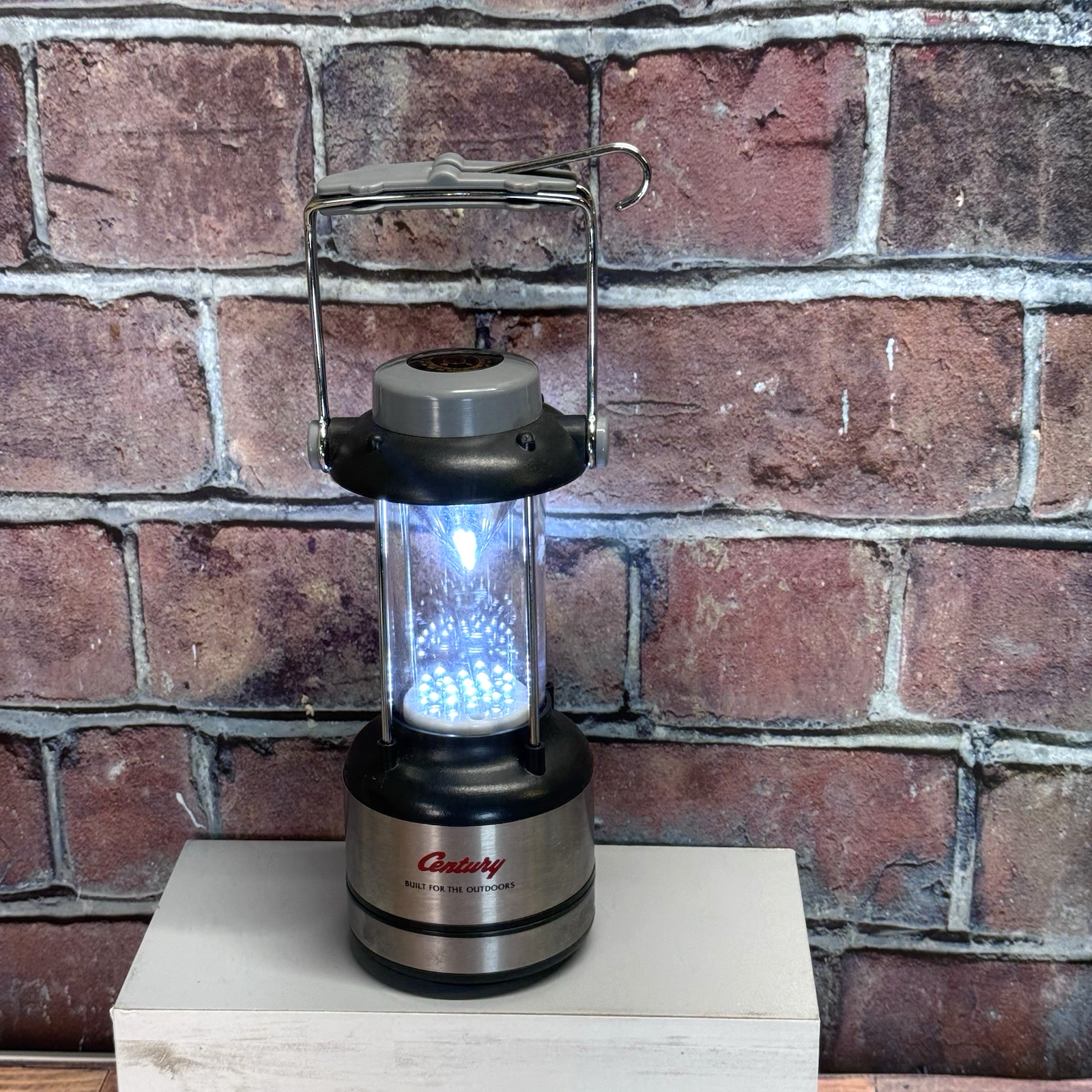 Century 6149 Portable Battery LED Camping Lantern Light Lamp Home Emergency Hook