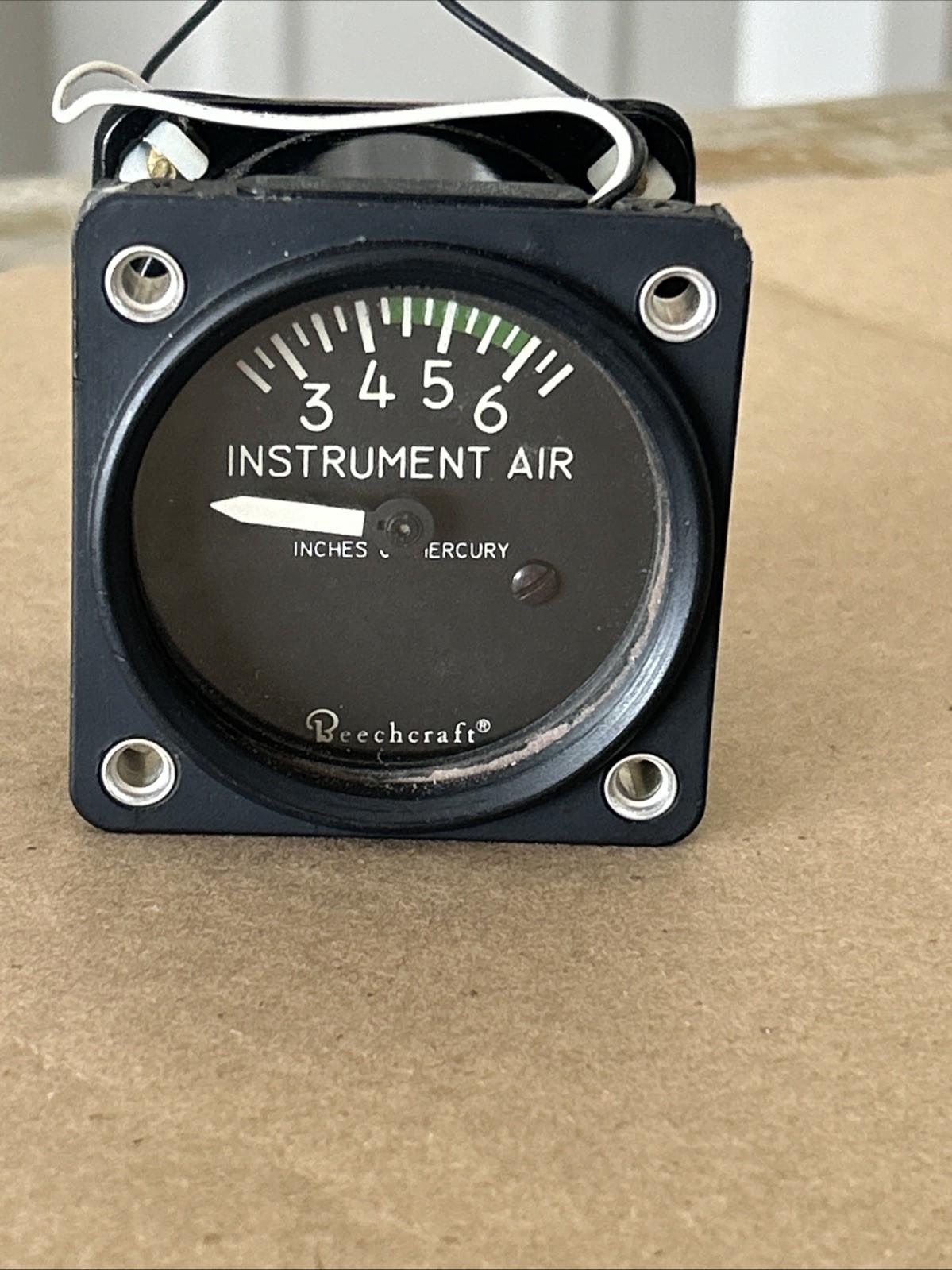 PARKER GENERAL AVIATION INSTRUMENT AIR GAUGE BEECHCRAFT P/N 58-380017-3