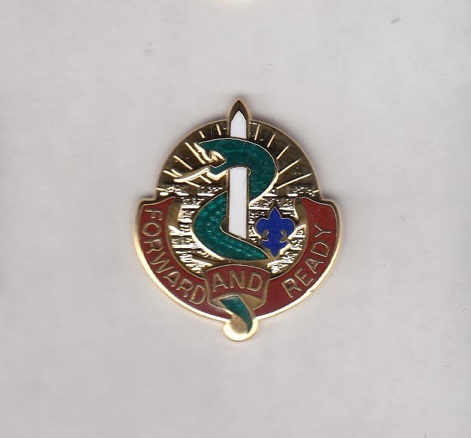 US ARMY MEDICAL 4th MEDICAL BRIGADE crest DUI badge c/b G-23