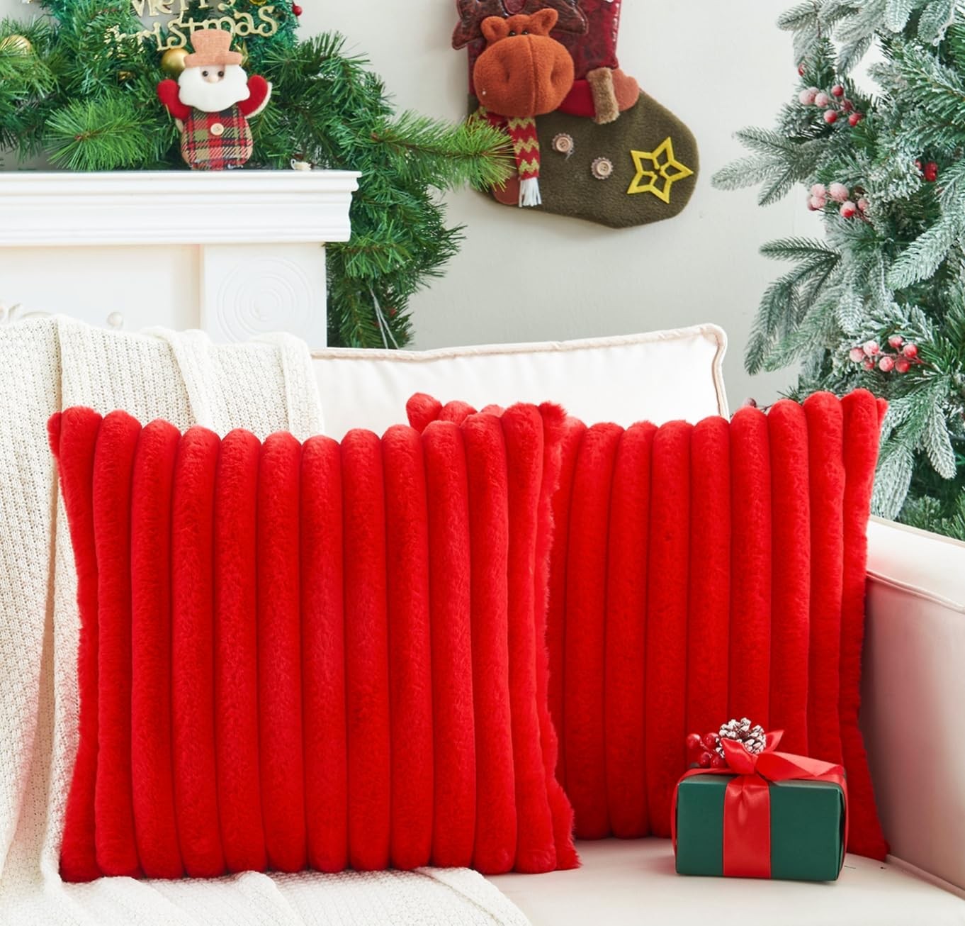 GriNeed Pack of 2 Christmas Red Pillow Covers 18" x (Pack 2),