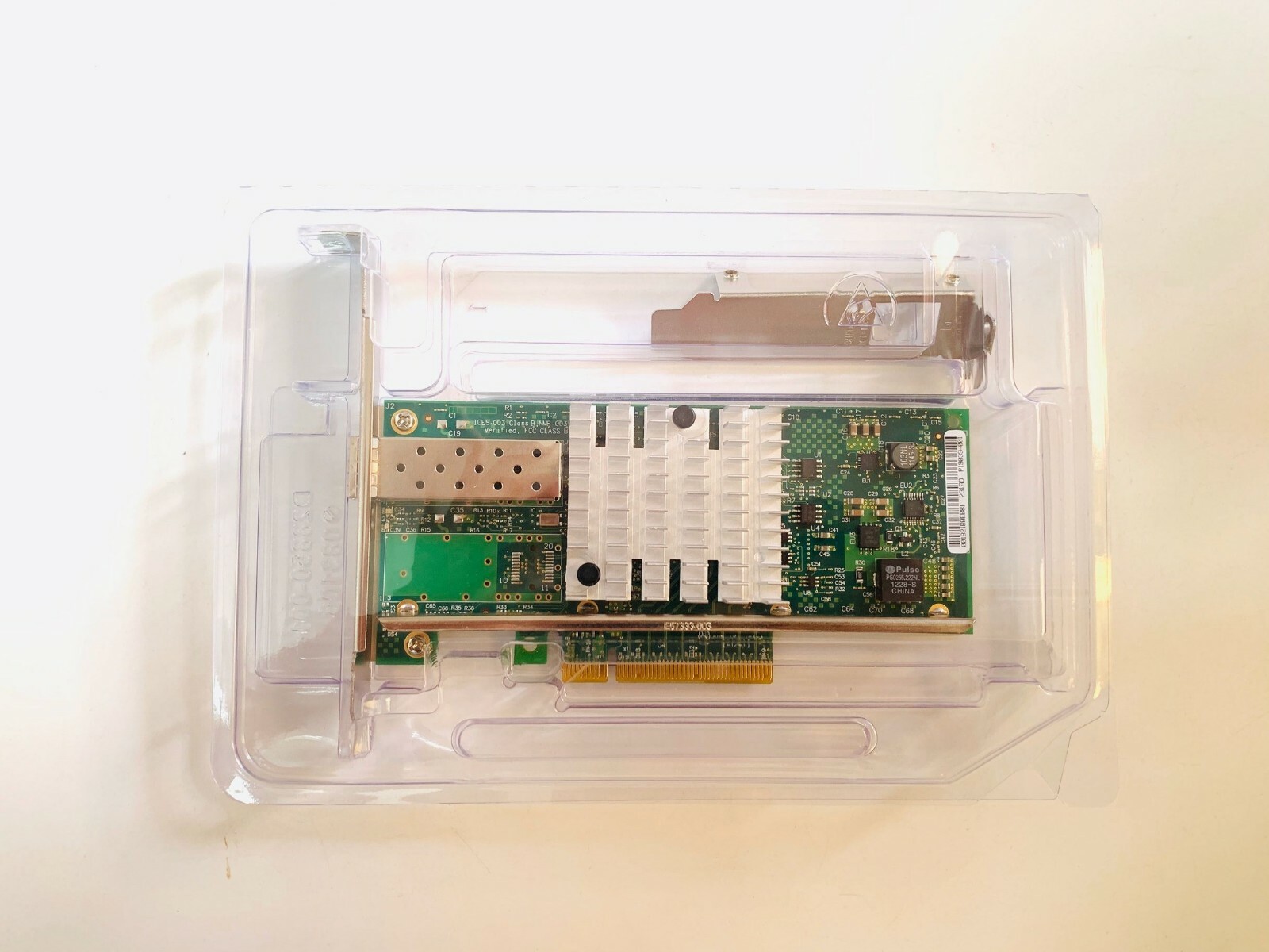 Intel X520-DA1 E10G41BTDA 10GbE Ethernet Converged Network Adapter