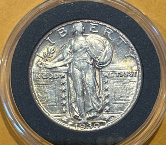 1930 Standing Liberty Quarter _ in Capsule_ Very nice condition!