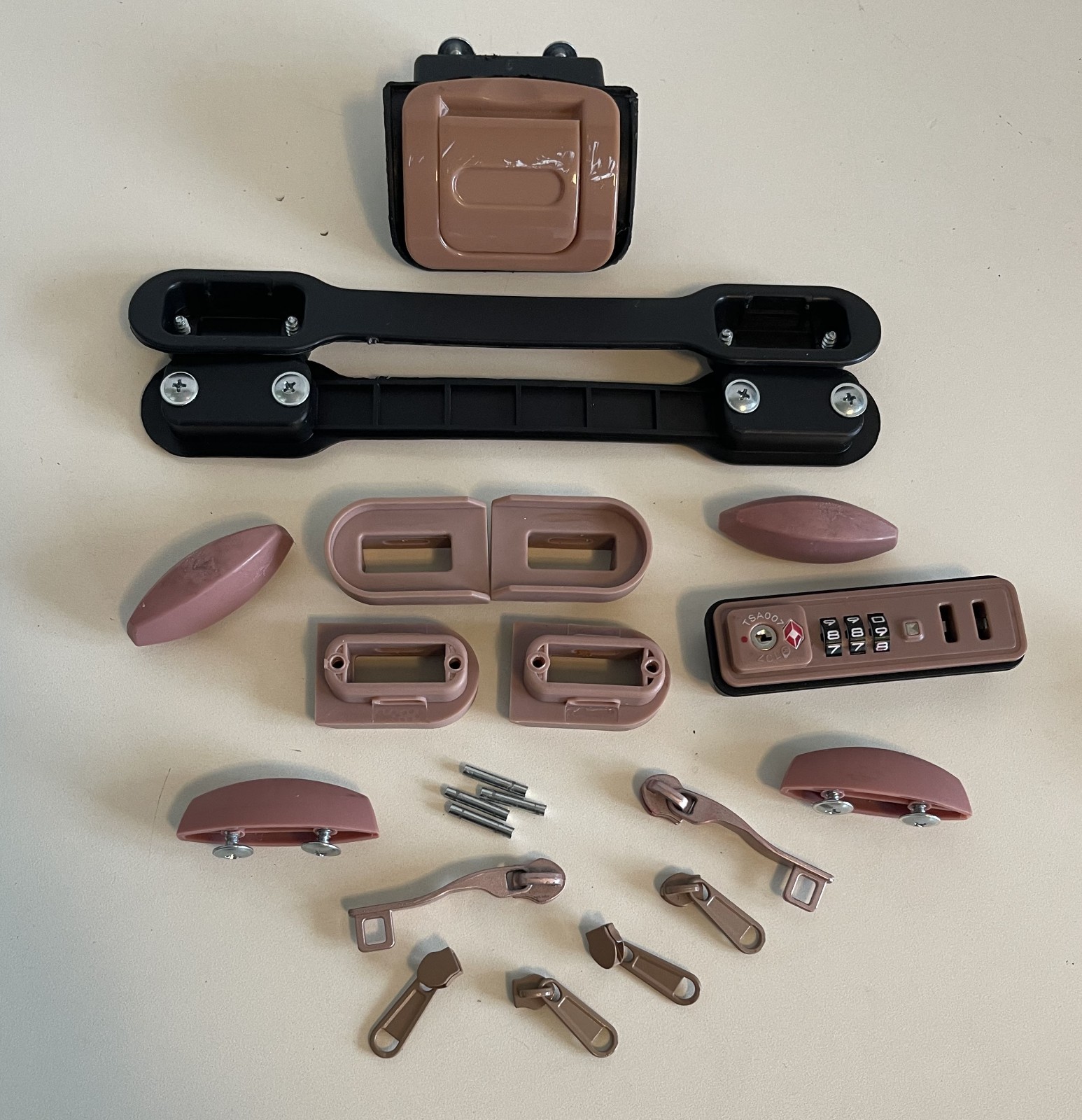 MOEBIUS 1 Case 1 World Luggage Suitcase Parts Travel Handle Zip Pull Grip Hold