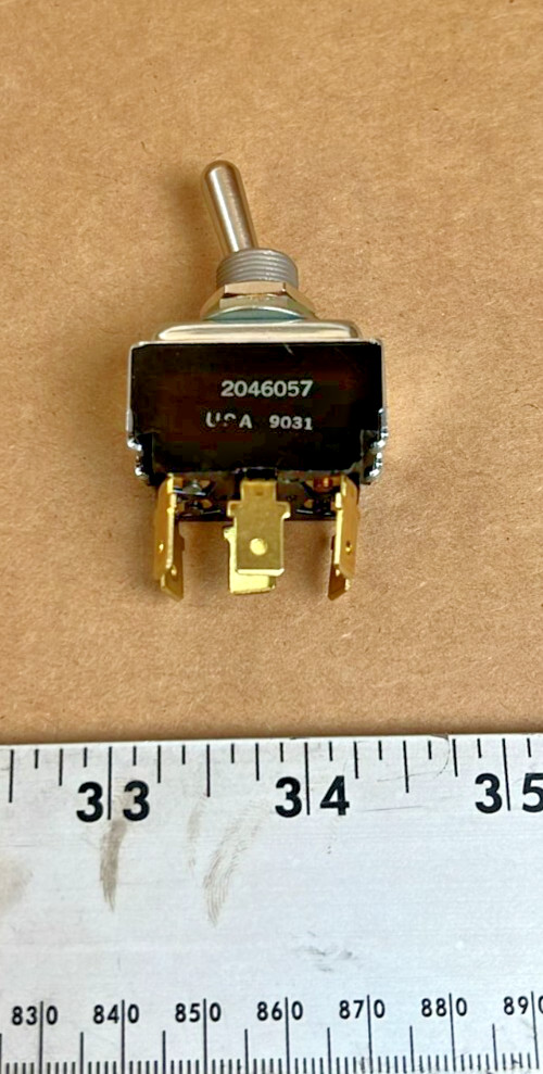 Cole Hersee Toggle Switch 6 Terminals, ON/OFF, P/N 2046057
