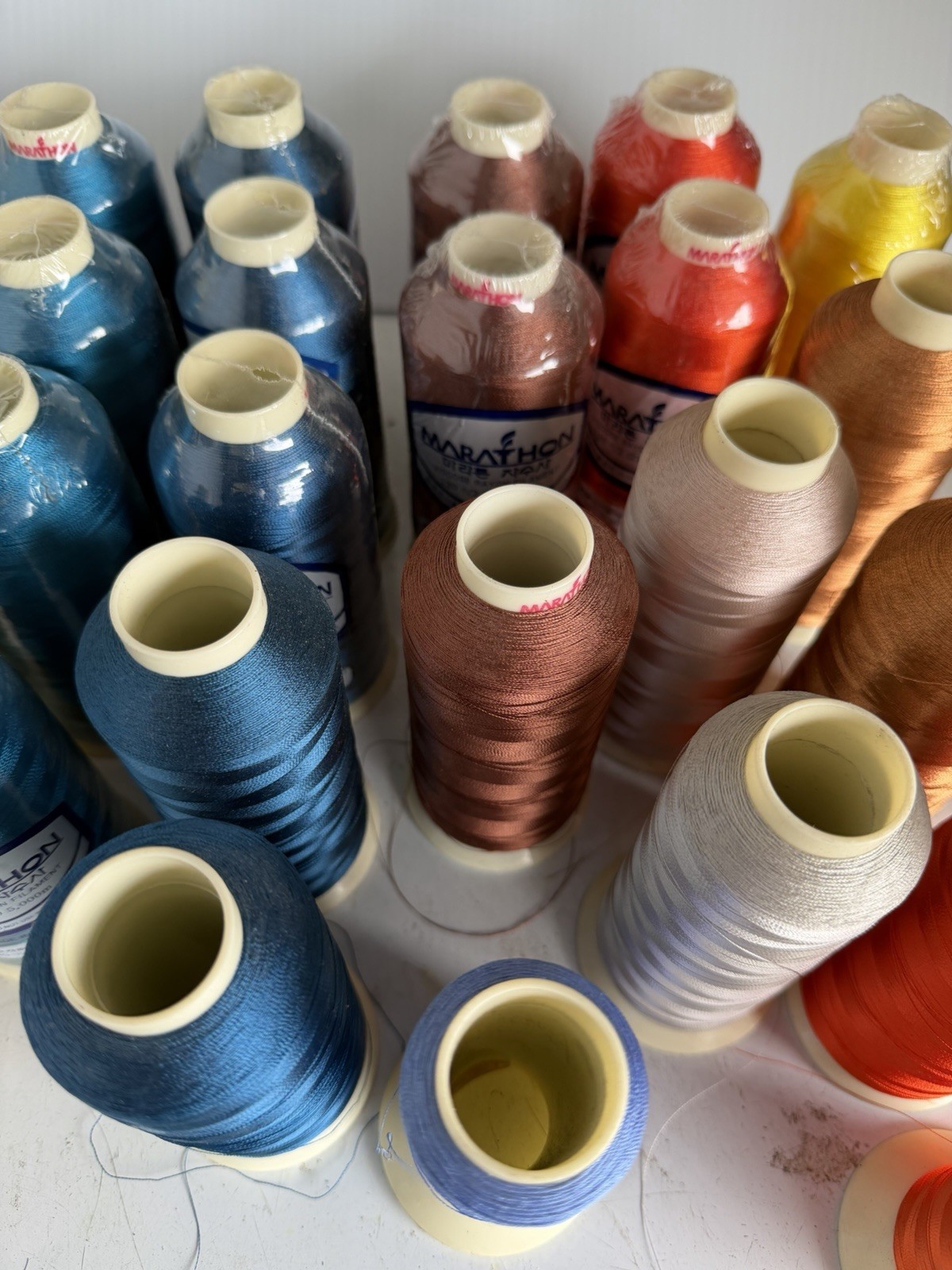 Marathon Thread ,23 Cones, Lot