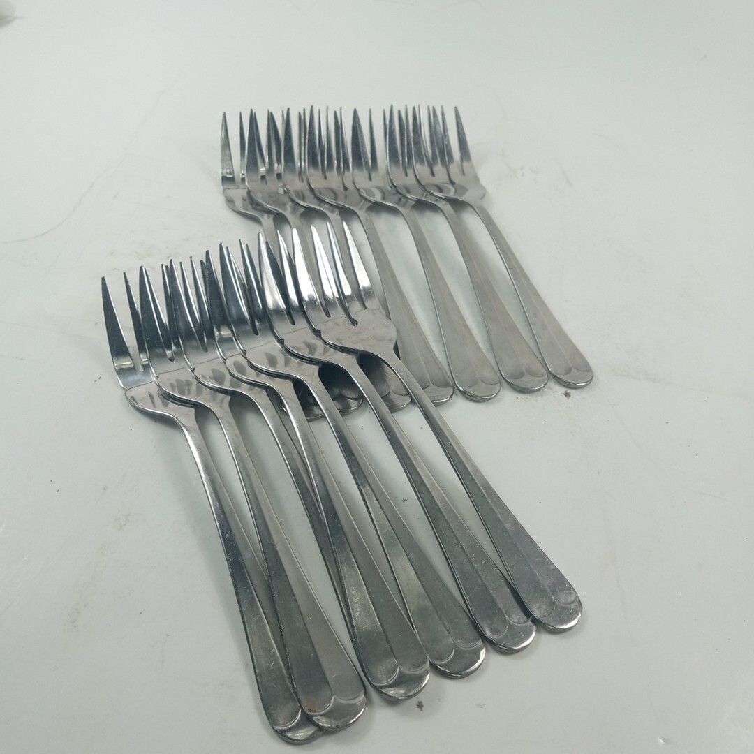 Delco Stainless Steel PLYMOUTH ROCK Salad Forks Set Of 14