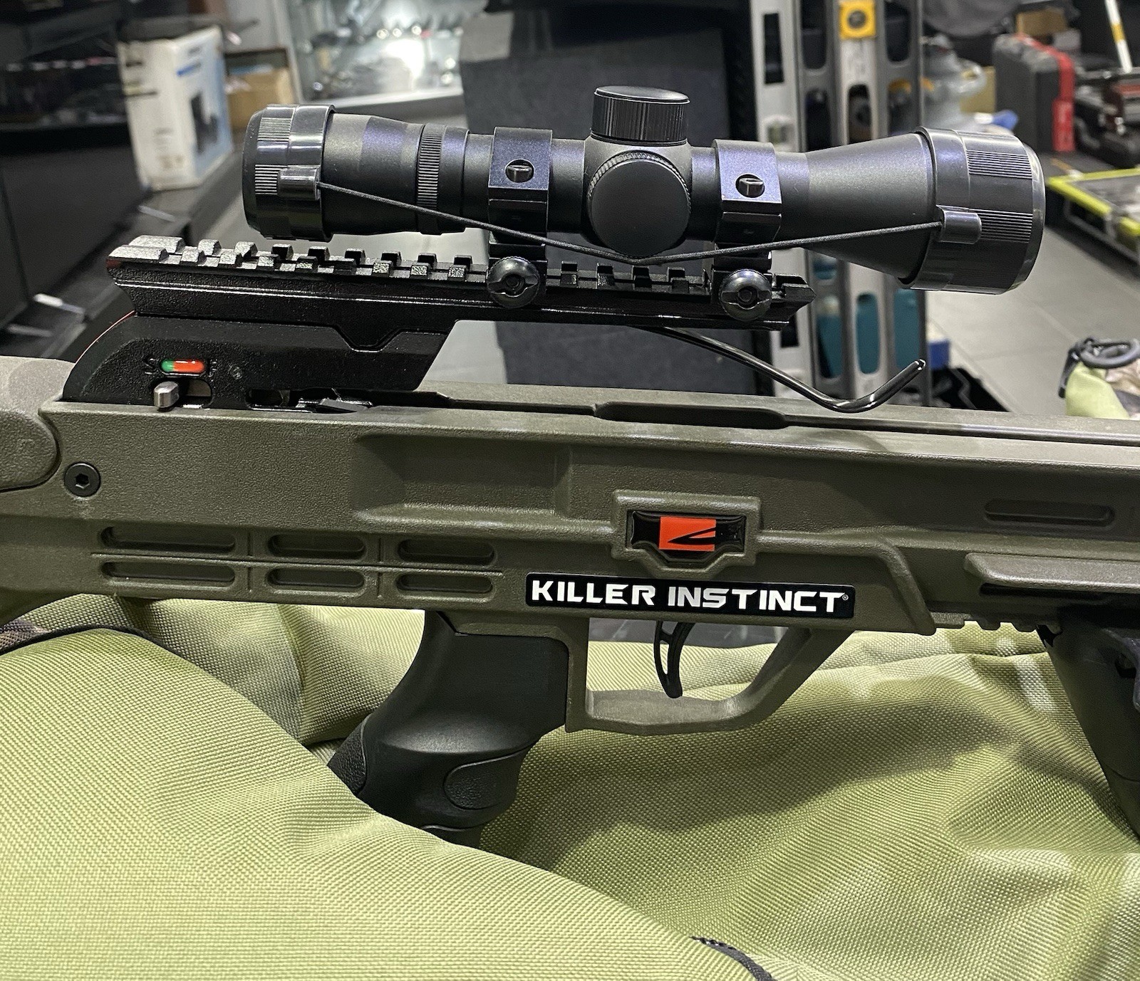 Killer Instinct Lethal 405 Crossbow Package with Scope, Arrows, Quiver & ZIPCase