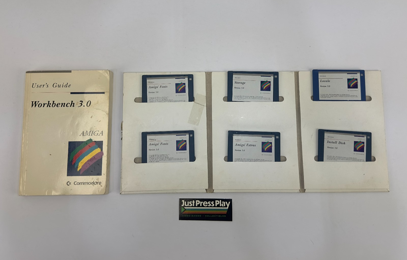 Commodore Amiga Workbench 3.0 w/ Guidebook | Retro Desktop Manager for Amiga