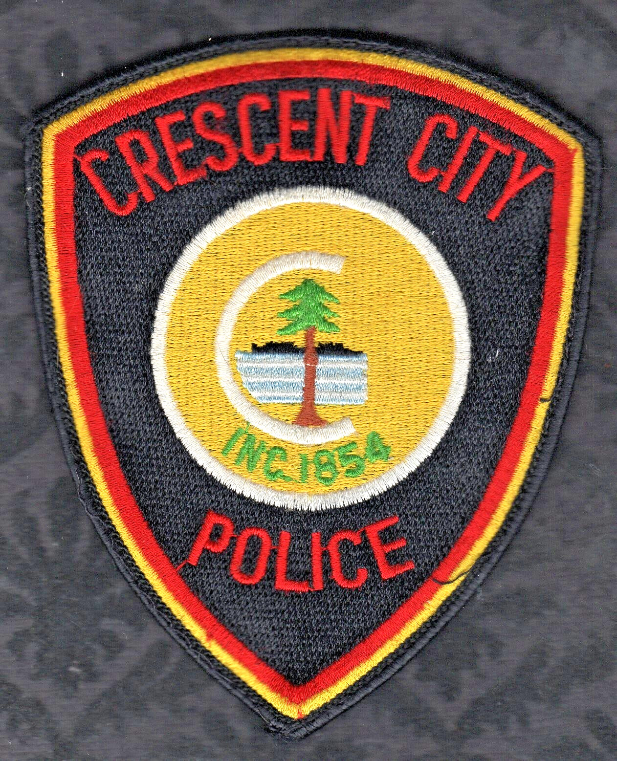 Crescent City California Police Shoulder Patch  Guaranteed Authentic (B1)