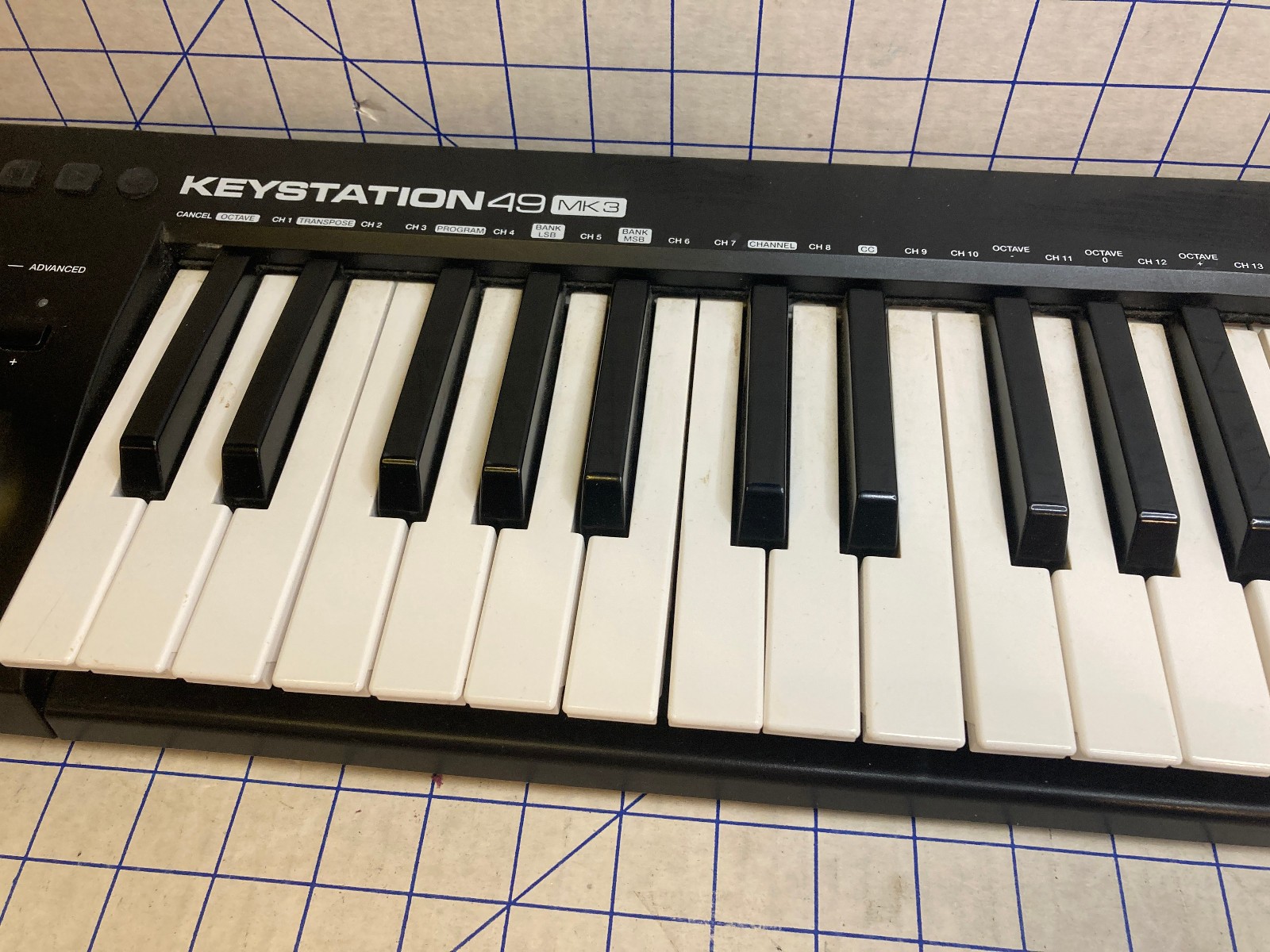 M Audio KeyStation 49 MK3 49 Key USB Powered MIDI Controller Tested Working Nice