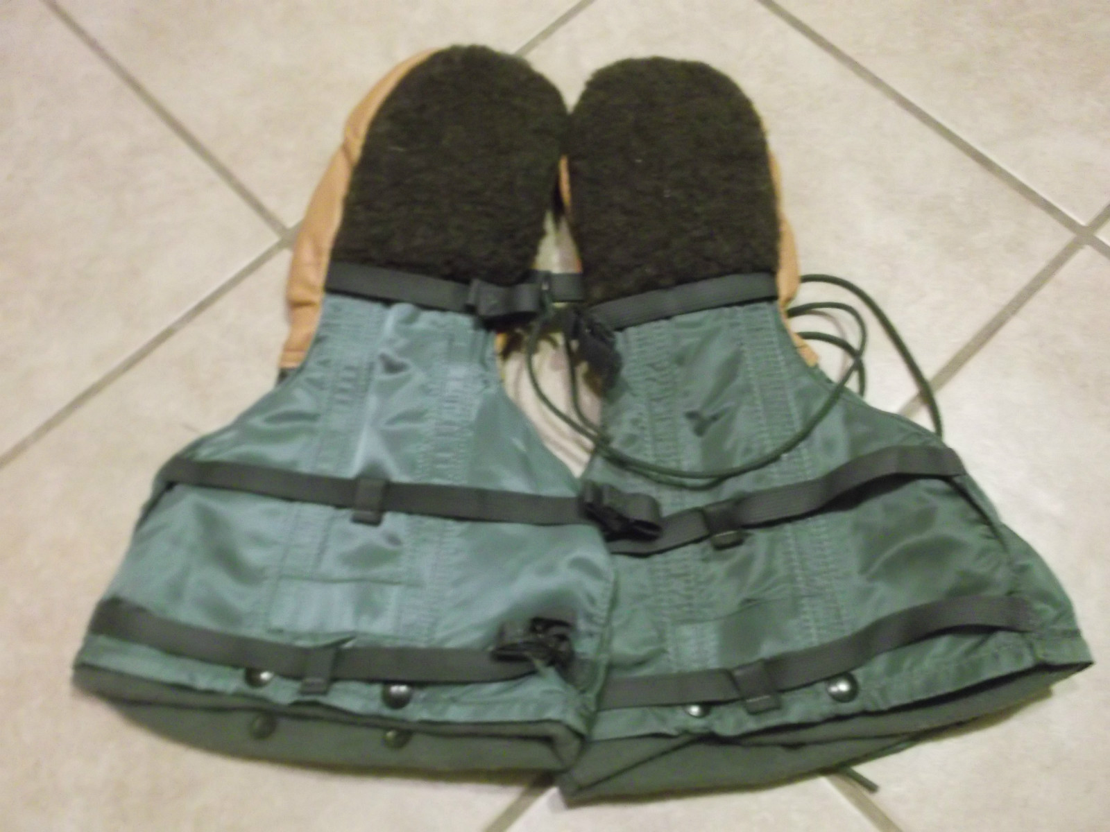 US MILITARY FLYER'S MITTEN / INSERT SET N-4B SIZE MEDIUM NEW