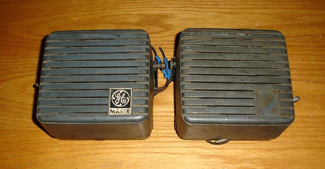 Lot of 2 Vintage General Electric MASTR Speaker 4EZ16A with Mounting Bracket GE