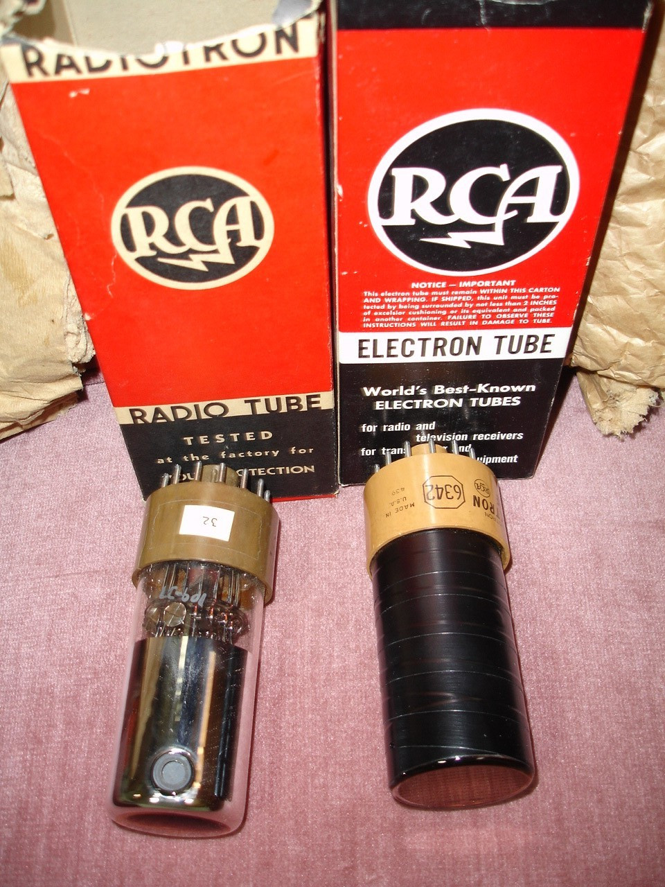 2 Photomultiplier Electron Radio tube Scintillator 14 pin RCA 5819 6342 ODD PLUG
