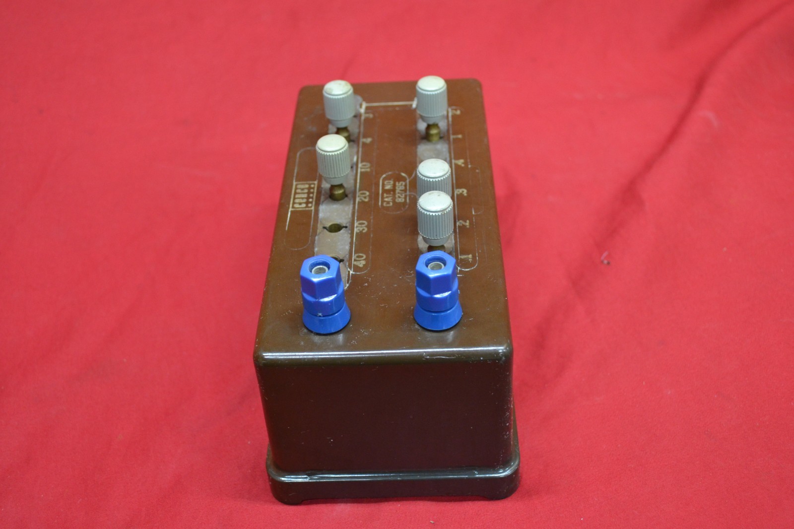 Vintage Central Scientific Cenco Electrical Resistance Decade Box * UNTESTED