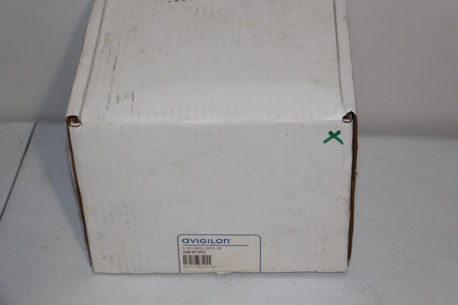 Avigilon 1.3C-H4SL-DO1-IR Dome IP Camera, Open Box