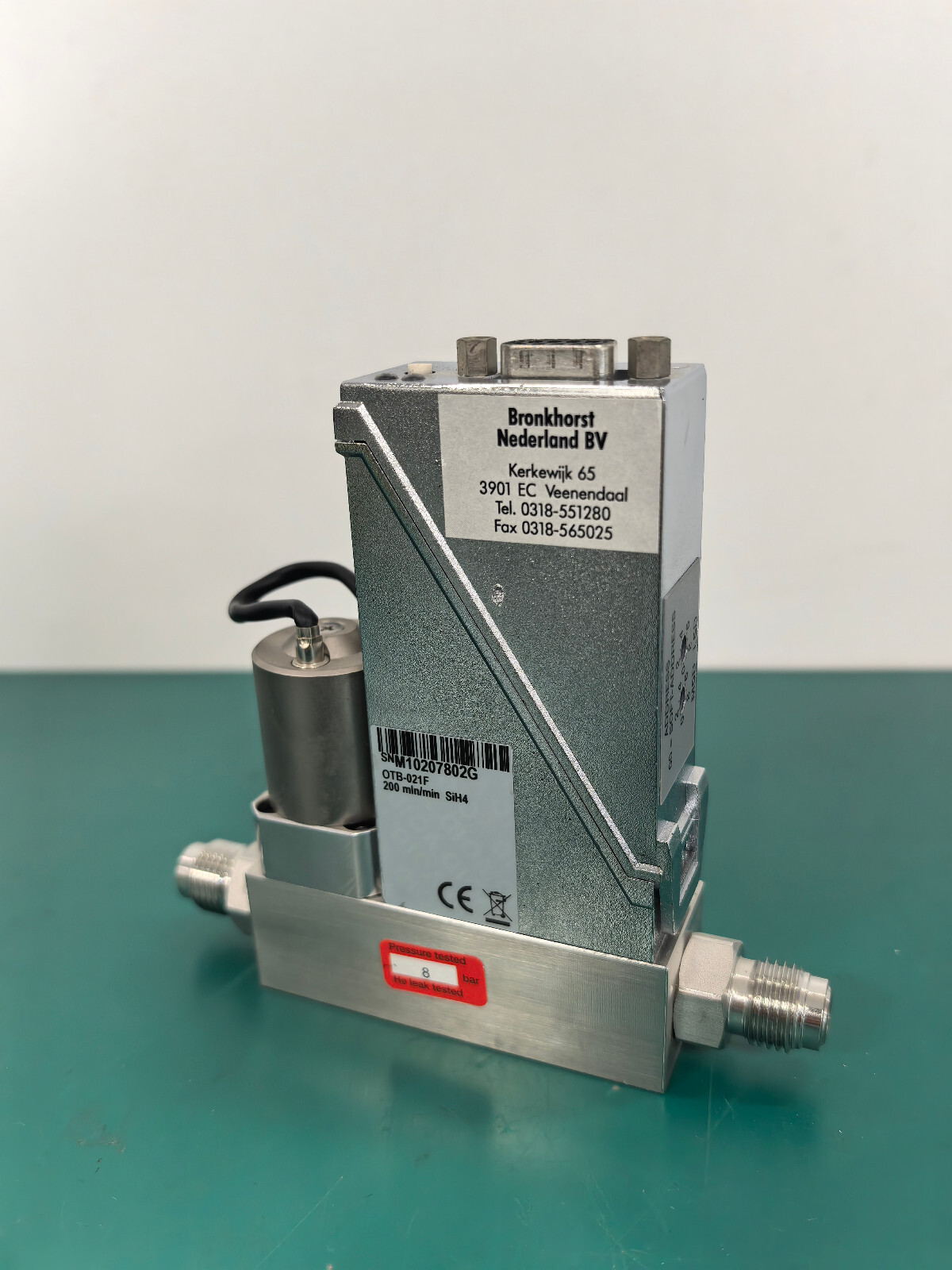 Bronkhorst HIGH-TECH OTB-021F  Mass Flow Controller SIH4 200SCCM  4V