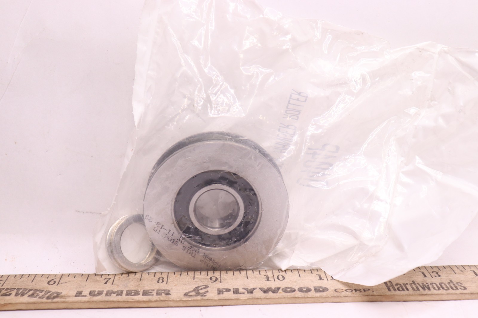 Otis Hanger Roller O404P