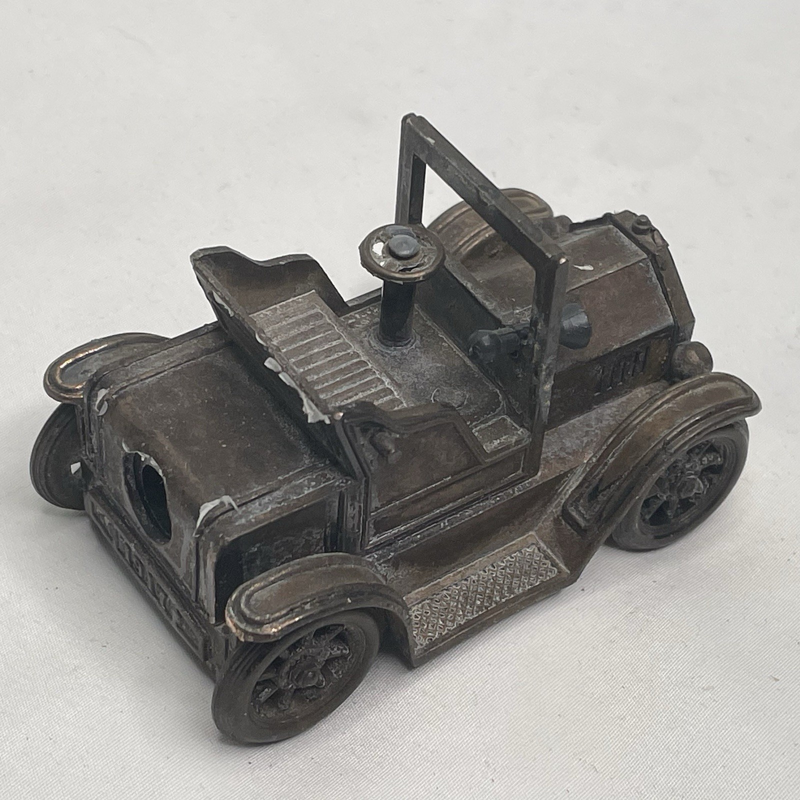 1917 Ford Model T Car Die-Cast Pencil Sharpener 2.5”