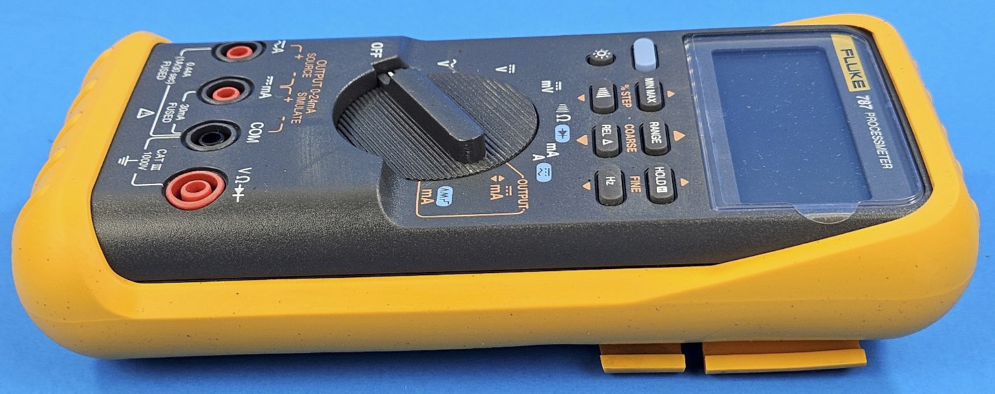 Fluke 787 ProcessMeter Calibrator Meter Multimeter