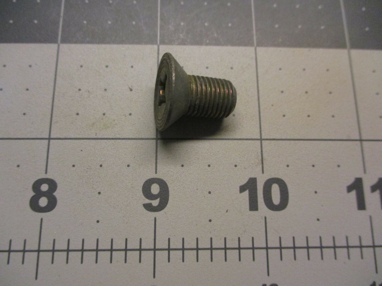 Case A42127 Screw A187740 3/8"-24 x 5/8"