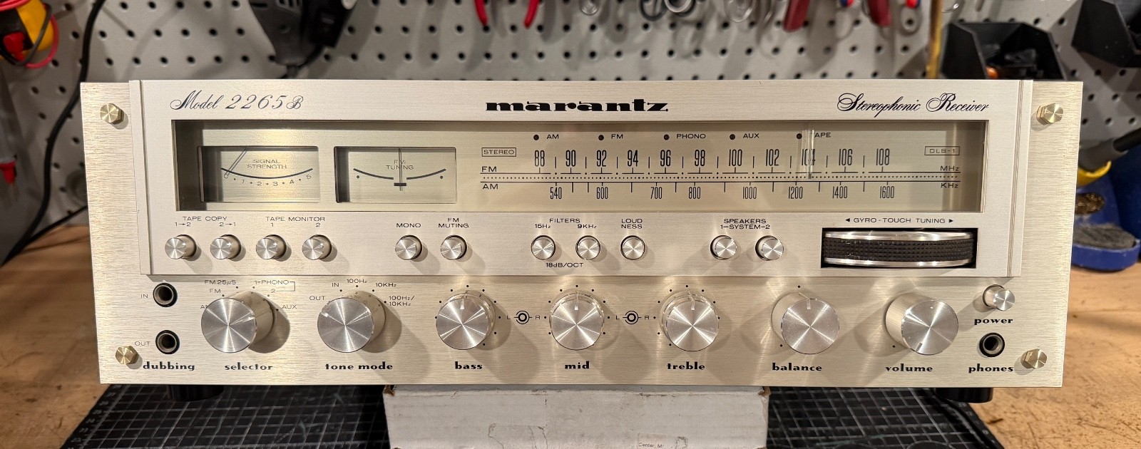 MARANTZ 2265B VINTAGE AM/FM STEREO RECEIVER - SERVICED - CLEANED - TESTED