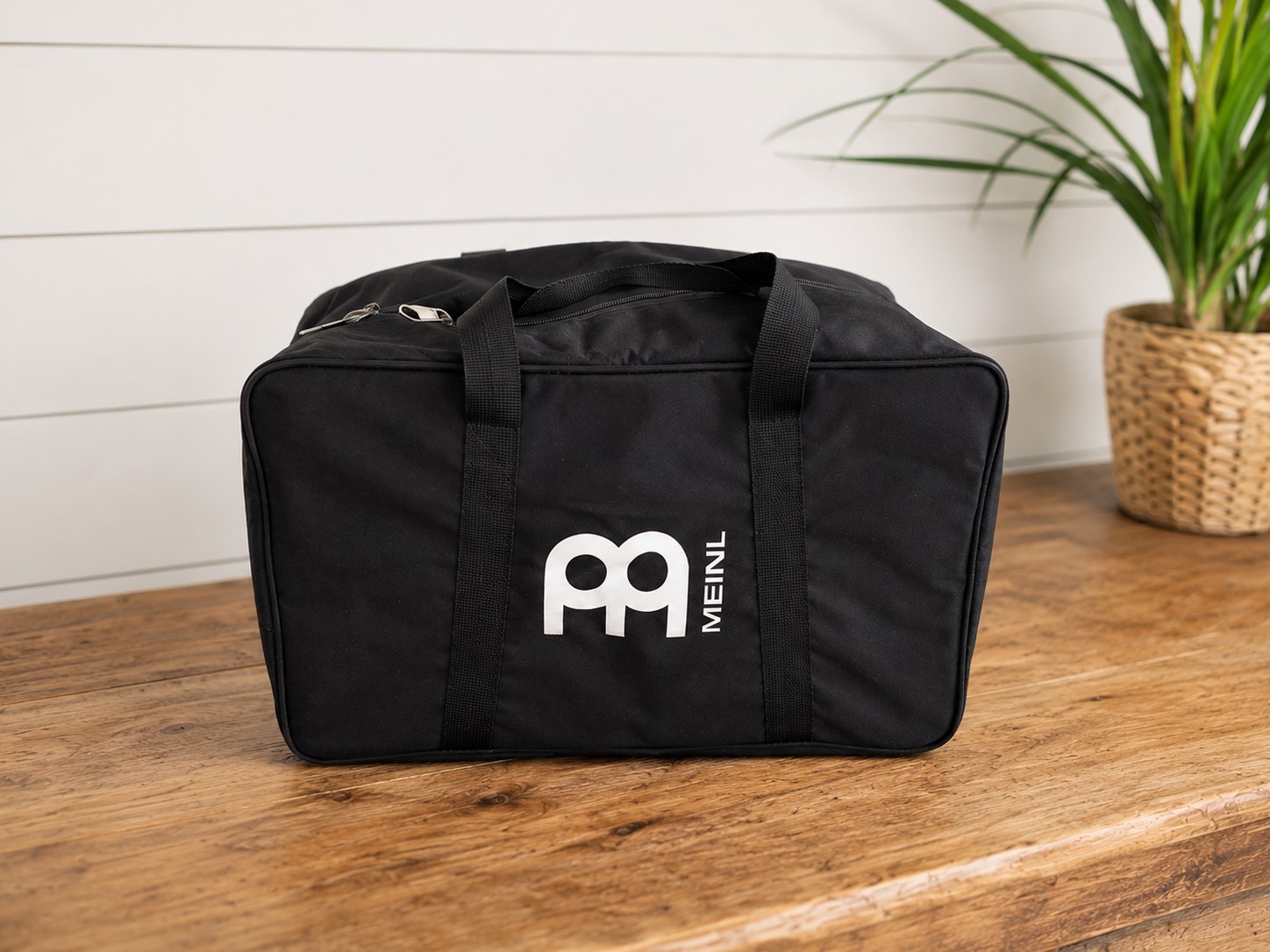 Meinl Percussion Cajon Nylon Gig Bag Black With Carry Handles