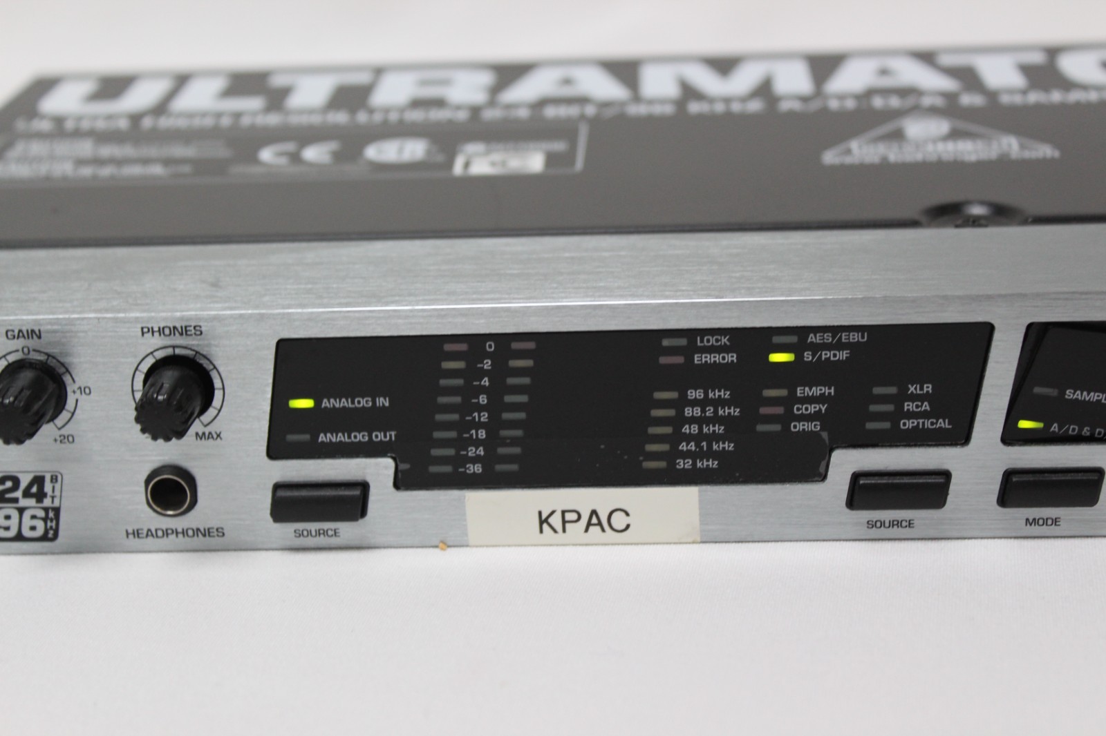 Behringer UltraMatch Pro 24-Bit/96 KHZ A/D-D/A & Sample Rate Converter SRC2496