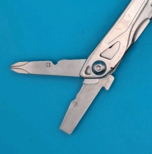 LEATHERMAN WINGMAN MULTI-TOOL! FAST SHIPPING!