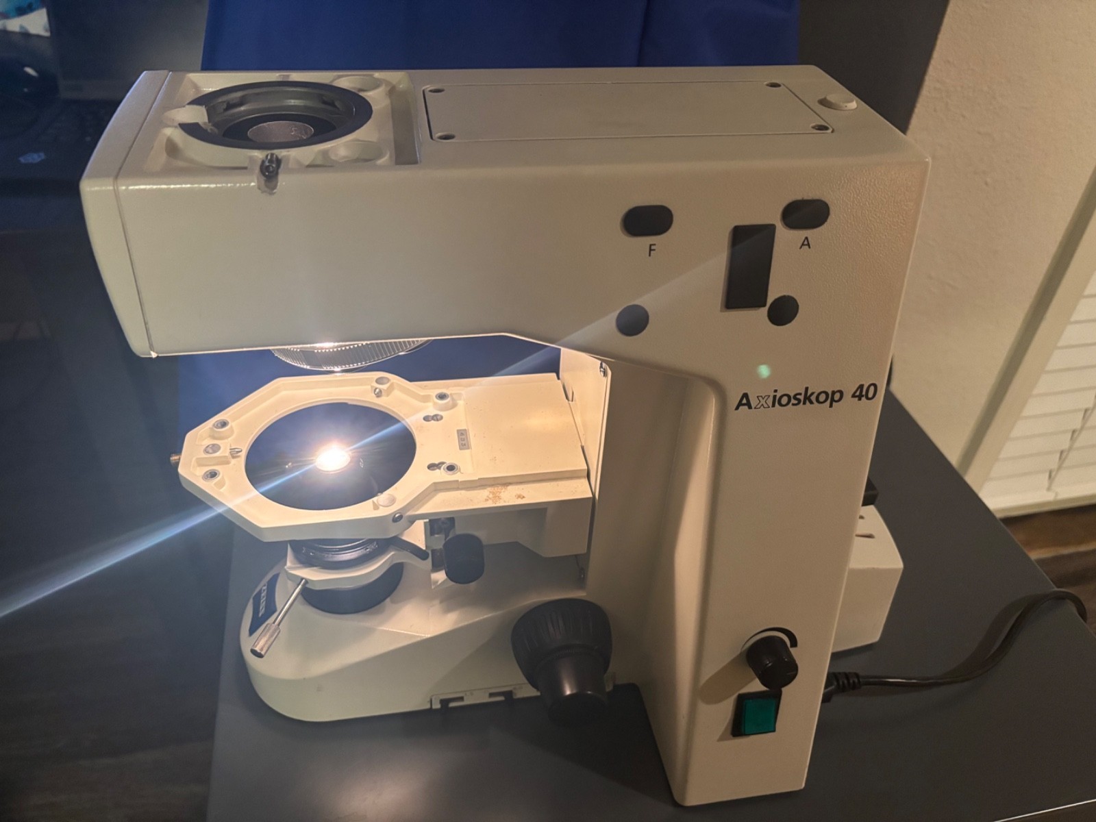 Axioskop 40 Body With Condenser And Lamp
