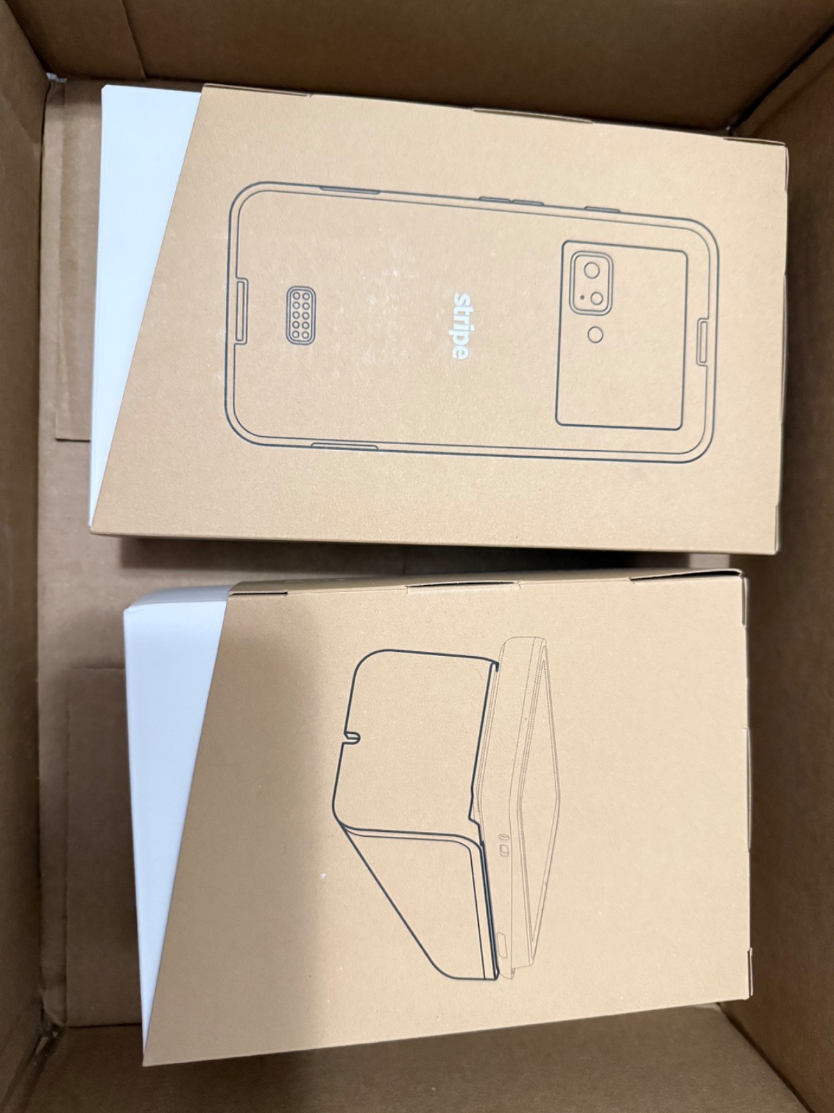 Stripe Reader S700 Card Reader. Charging DOCK