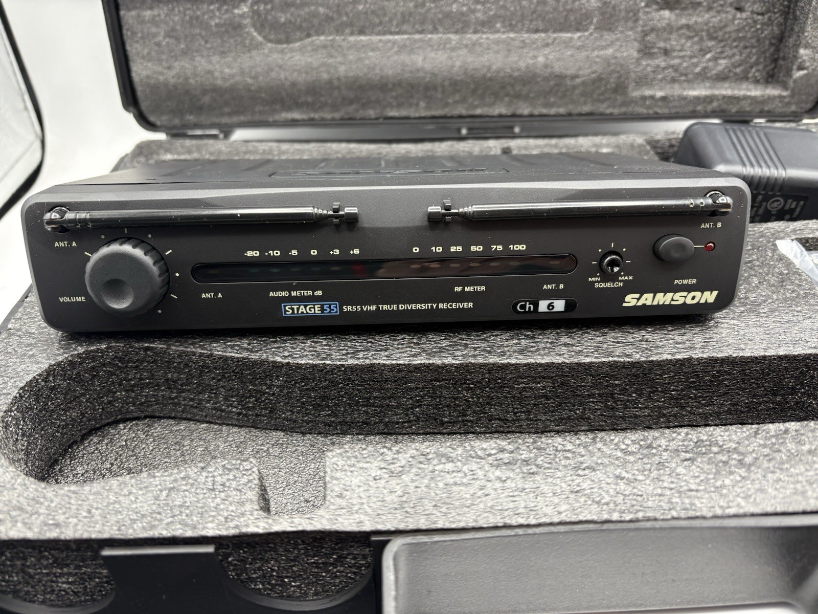 SAMSON Stage 55 SR55 True Diversity Wireless Reciever Channel 6