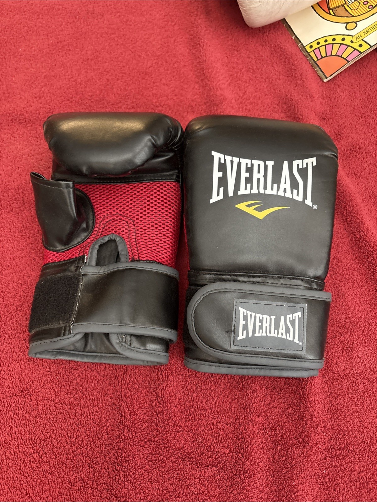 Everlast  Training Heavy Bag Gloves L/XL Open Thumb Full Wrist Support