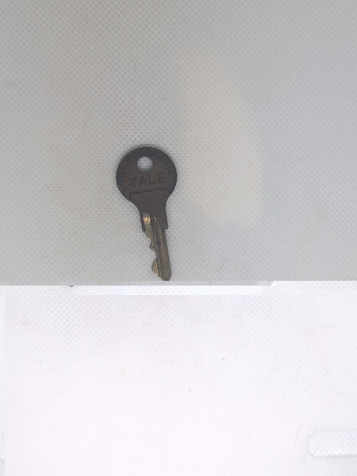 Yale Industrial Key RI6368