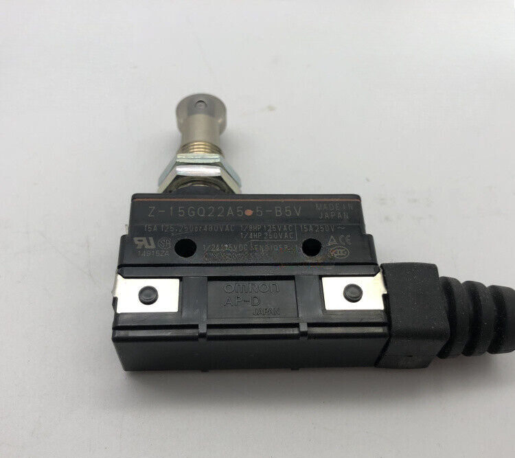Original travel switch Z-15GQ22A5.5-B5V