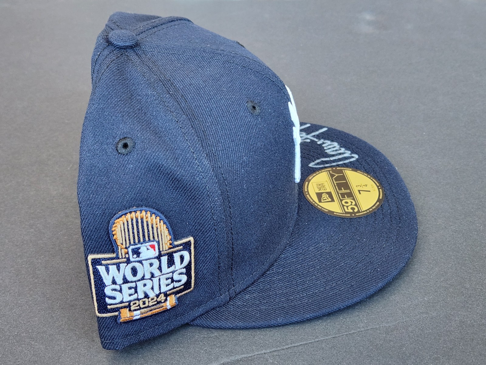 Aaron Judge Autographed New Era World Series Hat 2024 New York Yankees Beckett