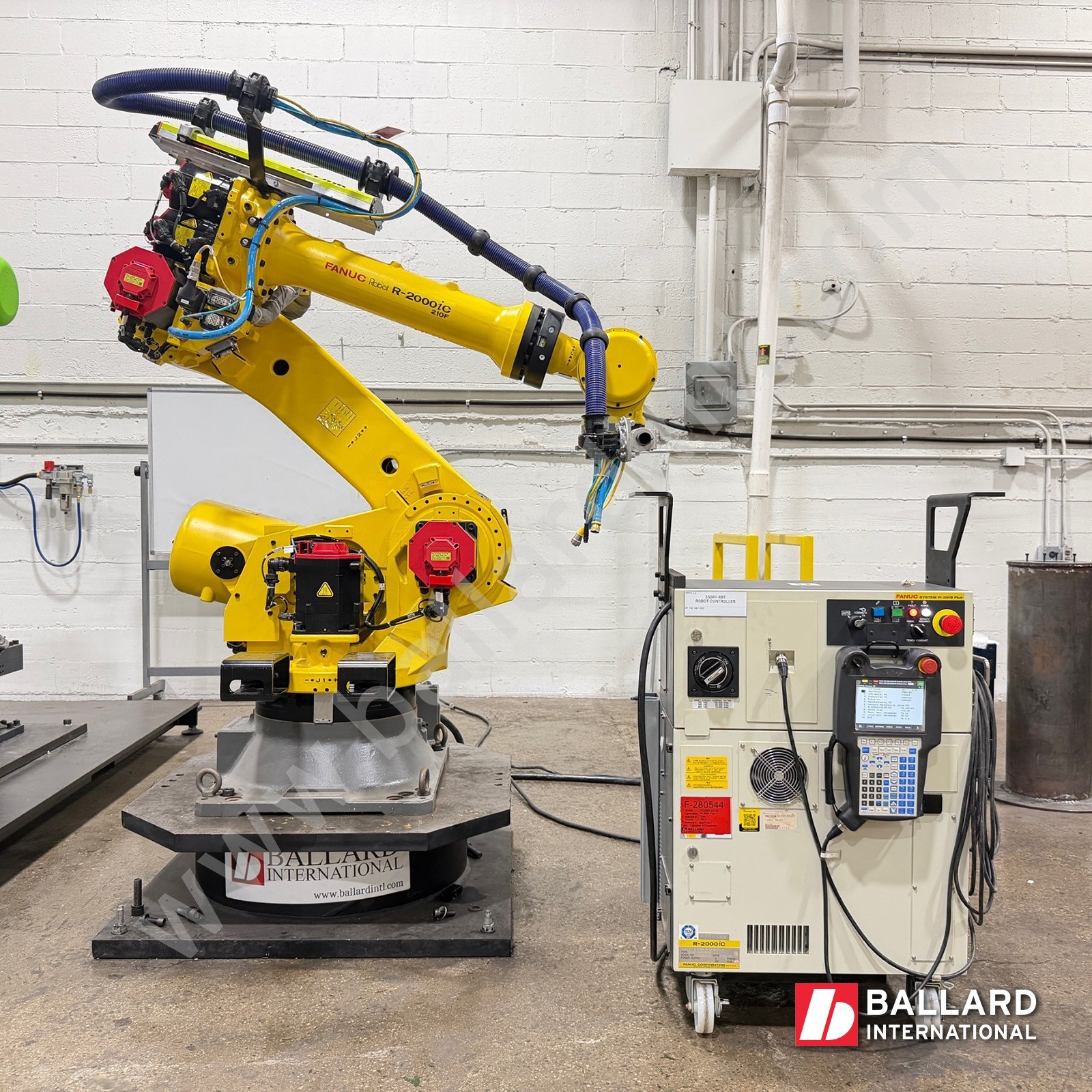 FANUC R-2000iC/210F Robot w/ R30iB Plus NEW! NEVER PUT INTO PRODUCTION - F280544