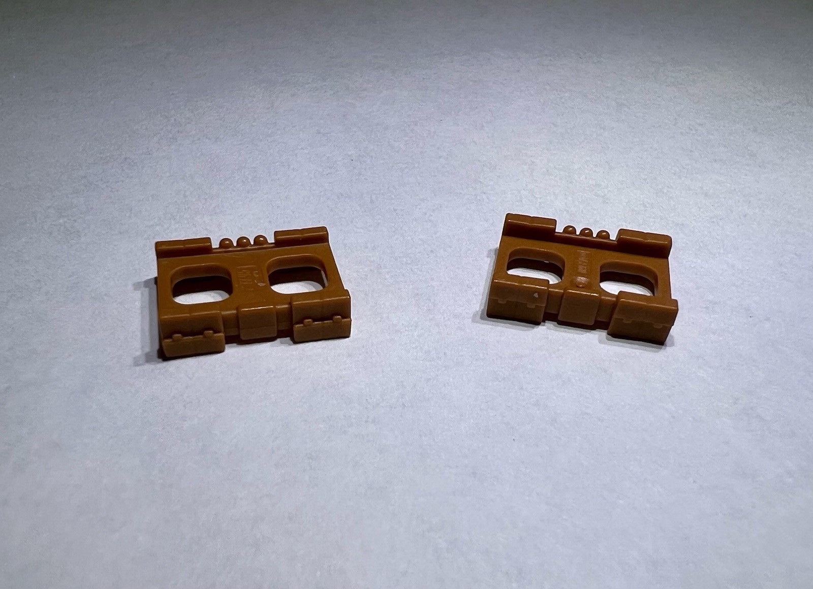 Lego Lot Of 2 Dark Orange / Brown Minifigure Utility Belts Belt Minifig New City