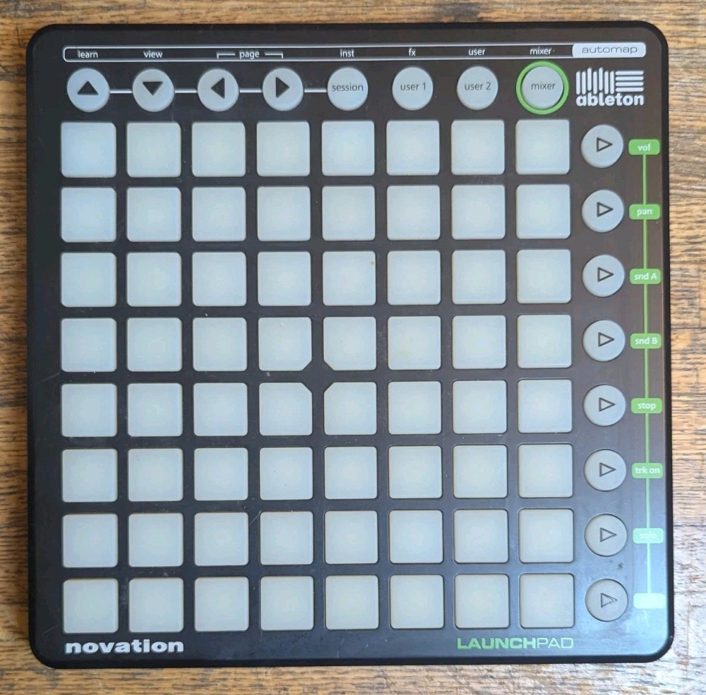 Novation NOVLPD01 Launchpad 64 Pad Controller Ableton Live Tested!