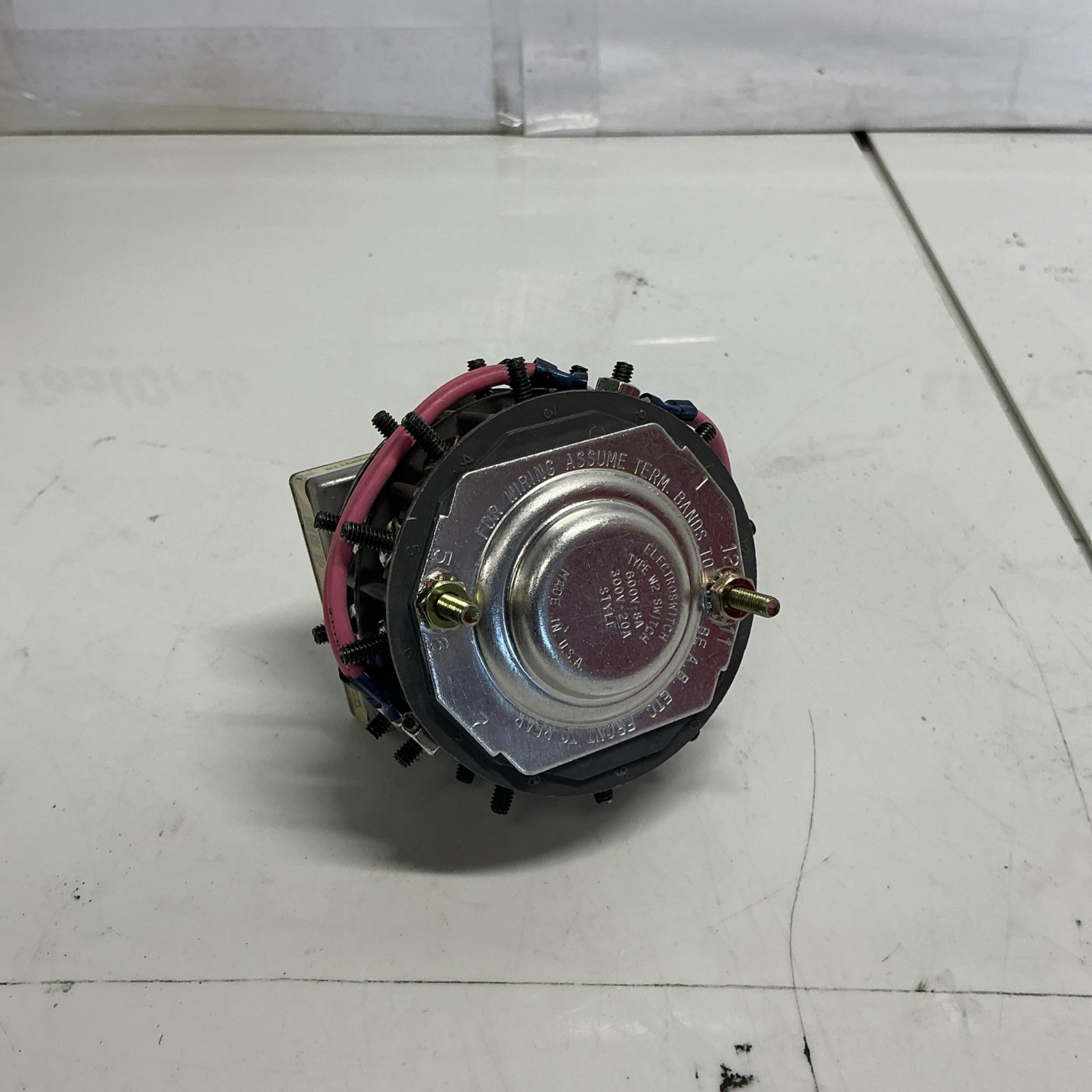 Electroswitch 0453 8116A42G01 Utility Rotary Control Switch Assembly Z-502