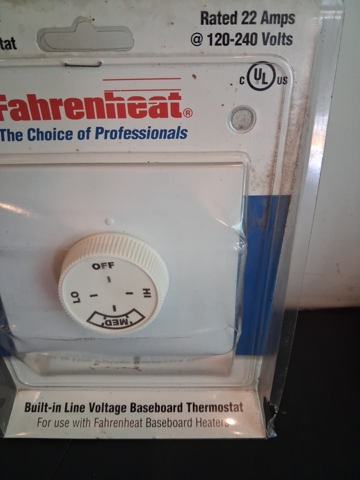 FAHRENHEAT DOUBLE POLE THERMOSTAT WITH OFF POSITION MODEL FTA2A