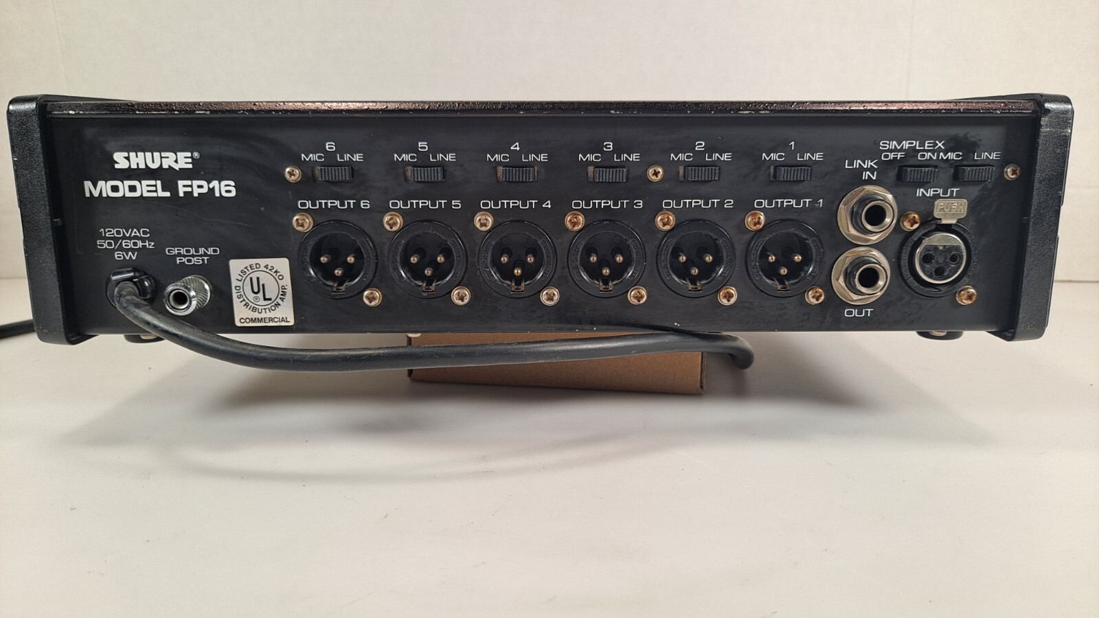 SHURE FP16 Audio Distribution Amplifier