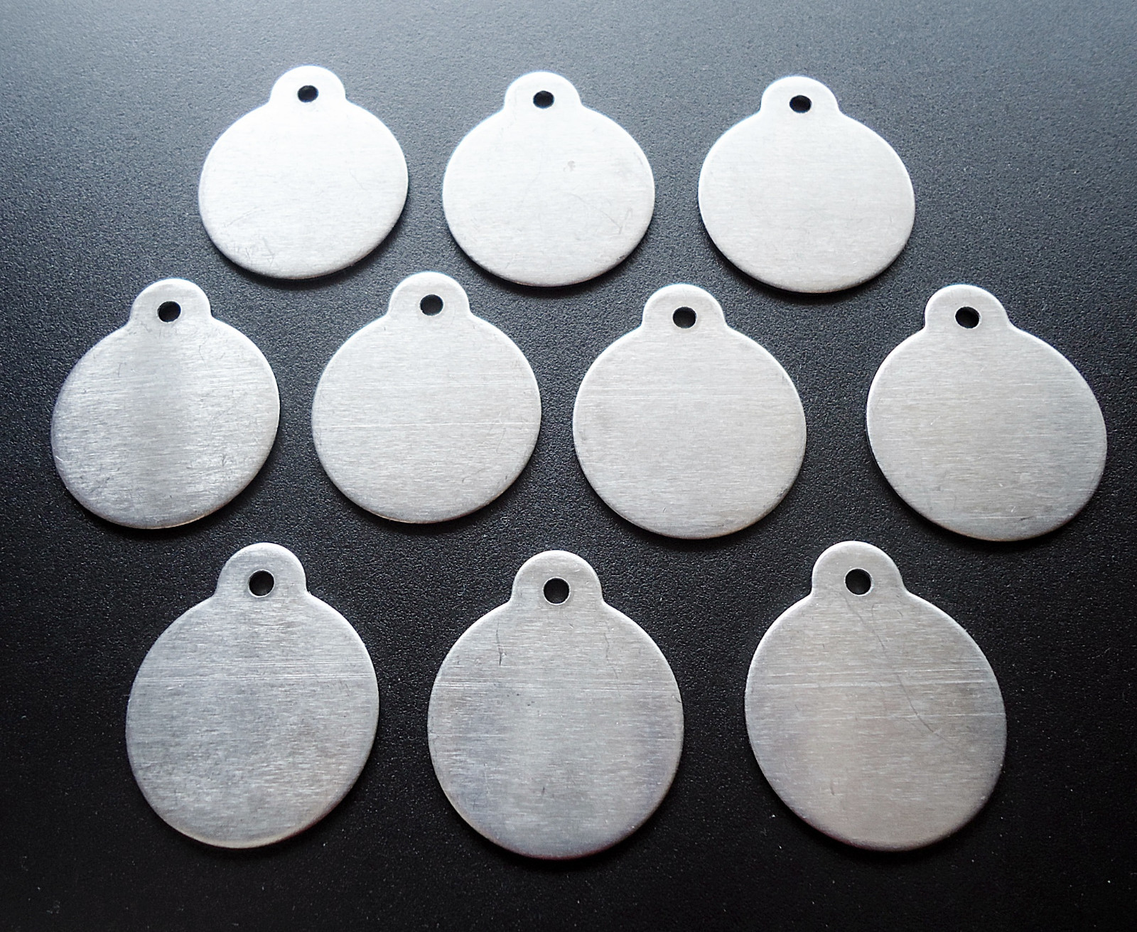 10 Round Silver Aluminum Stamping Blanks with Ear,  1-1/16" Wide