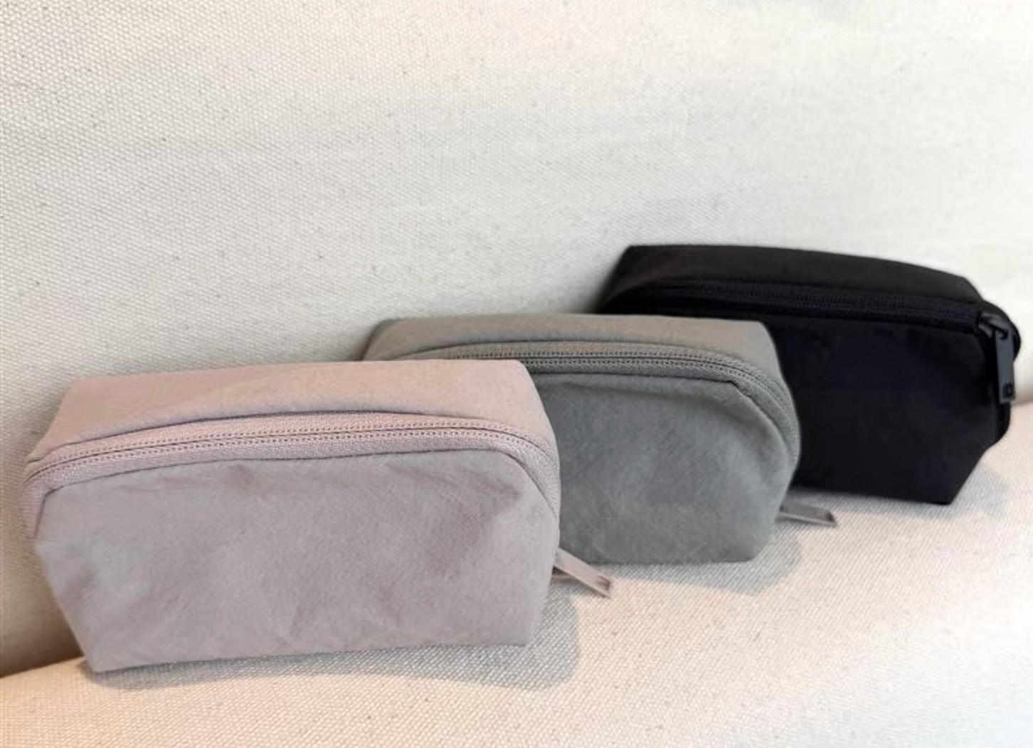 MUJI Wrinkle Nylon Wide Opening Pouch S Black Japan Minimalist Travel Cosmetic