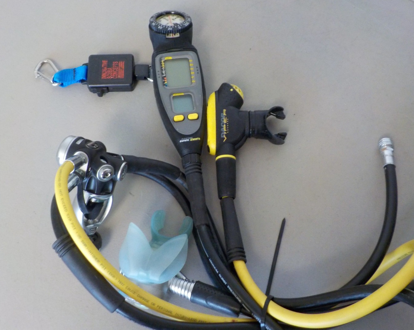 Mares Proton Metal Scuba Diving Regulator EN250, MARES Proton Ice -FREE SHIPPING