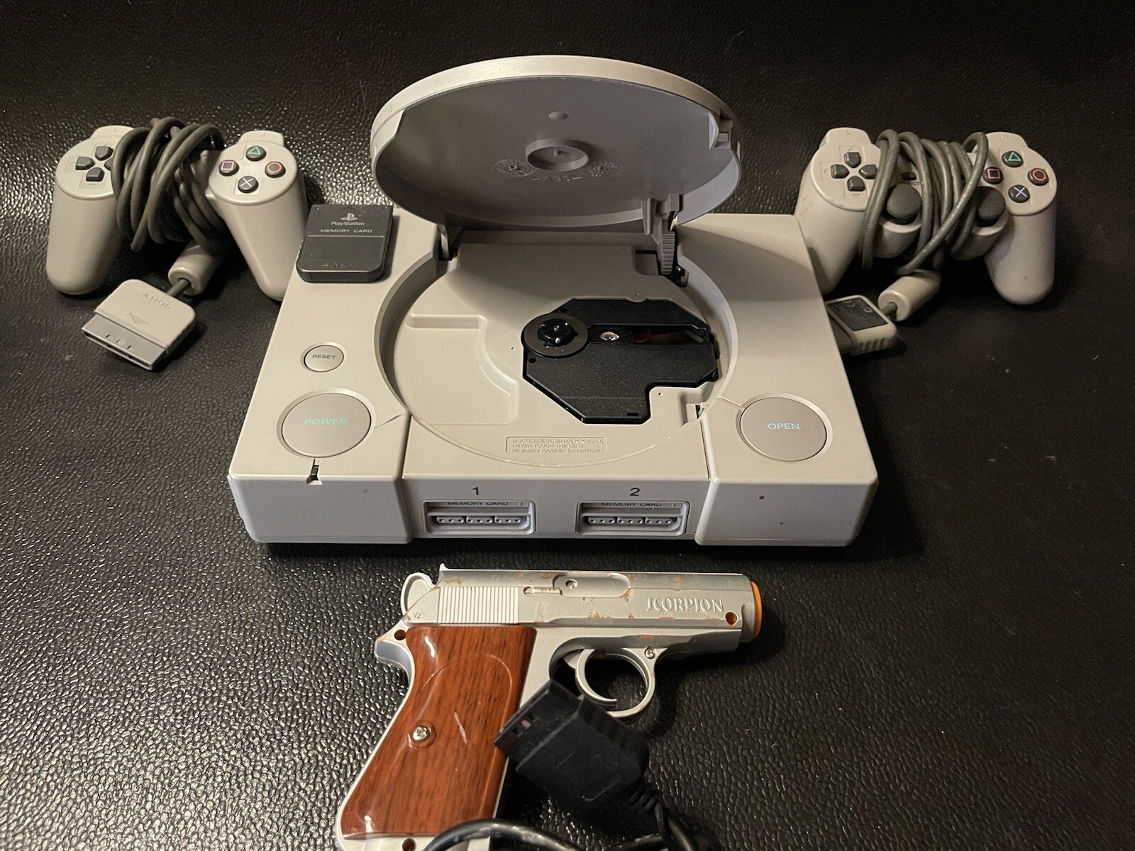 Sony PlayStation 1 Console Controllers Scorpion Pistol Memory Card No Cables Inc