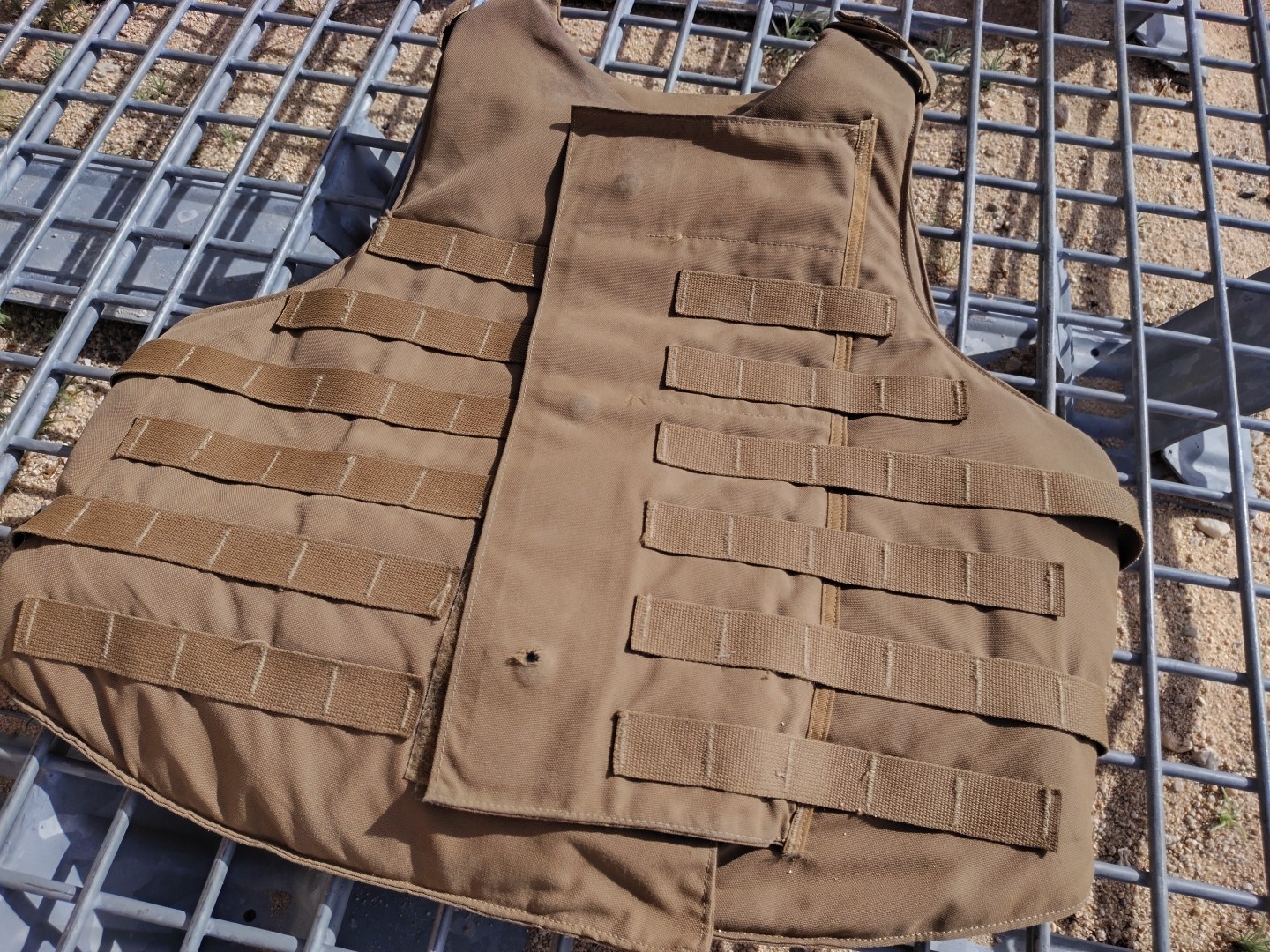 XS - Flack jacket Intercptor P-B Base Vest WITH Inserts Armor Built In. USMC!!